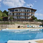 Хотел семеен панорама 3*