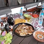 семеен панорама Хотел