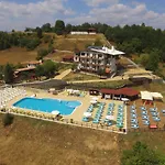 Хотел семеен панорама